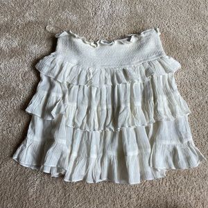 Ruffle mini skirt!